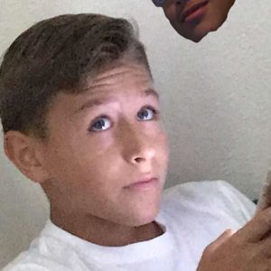 Meet your Posher, Logan